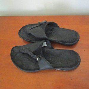 Merrell Size 9 Women's Black Flip-Flop Sandals